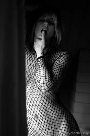 Yrsa Clicks OnlyFans Leaked Free Thumbnail Picture - #YTWqzE6Sgv