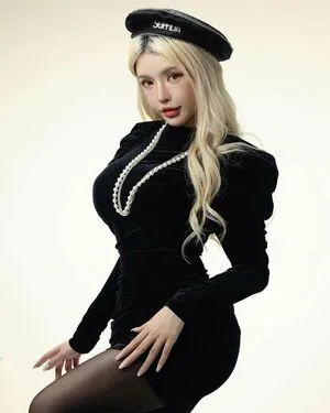 Yu Zhi Qing OnlyFans Leaked Free Thumbnail Picture - #EtukNDZoGa