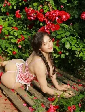 Yuan Herong OnlyFans Leaked Free Thumbnail Picture - #HvVTAn7vY4