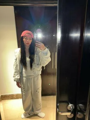 Yujin OnlyFans Leaked Free Thumbnail Picture - #6OqJ7E92U4