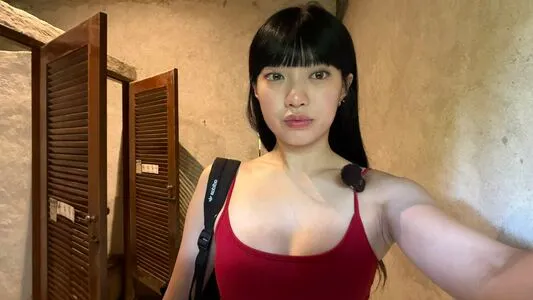 Yujin OnlyFans Leaked Free Thumbnail Picture - #H5G51CHcGM