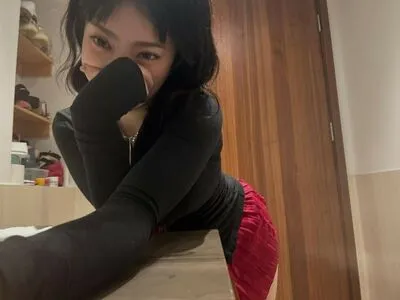 Yujin OnlyFans Leaked Free Thumbnail Picture - #aeWofkVdbN