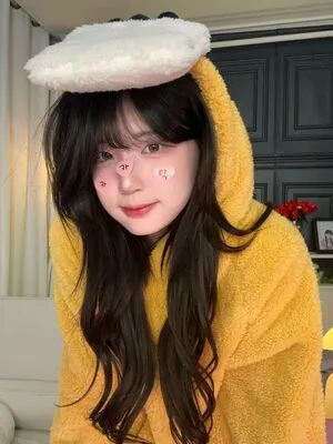 Yule 0 OnlyFans Leaked Free Thumbnail Picture - #4i2rO4DT41