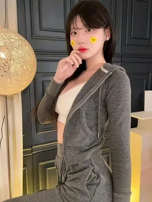 Yule 0 OnlyFans Leaked Free Thumbnail Picture - #UXmAyNgX05