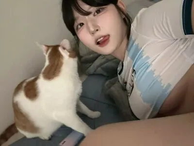 Yule 0 OnlyFans Leaked Free Thumbnail Picture - #UgerwM5nxA