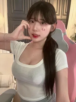 Yule 0 OnlyFans Leaked Free Thumbnail Picture - #Z2VDFKp5cr