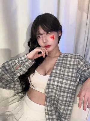 Yule 0 OnlyFans Leaked Free Thumbnail Picture - #fRycdO6ArN