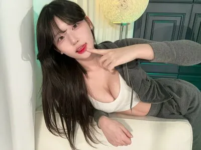Yule 0 OnlyFans Leaked Free Thumbnail Picture - #je1GVUwIdU