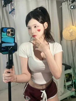 Yule 0 OnlyFans Leaked Free Thumbnail Picture - #oqn0iweO7G