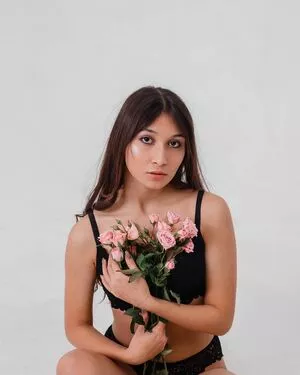 Yulia Sweet Girl OnlyFans Leaked Free Thumbnail Picture - #I5yahWqRho