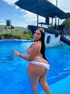 Yuliethsoliss07 OnlyFans Leaked Free Thumbnail Picture - #8SCEdXbLo5