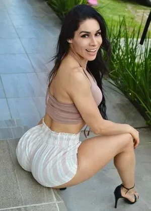 Yuliett Torres OnlyFans Leaked Free Thumbnail Picture - #3ZgGPaNoJS