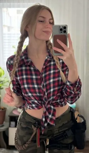 Yuliya Fox OnlyFans Leaked Free Thumbnail Picture - #B3090Wcbum