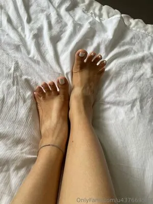Yummifeetgirl OnlyFans Leaked Free Thumbnail Picture - #Cqwemmrnh0