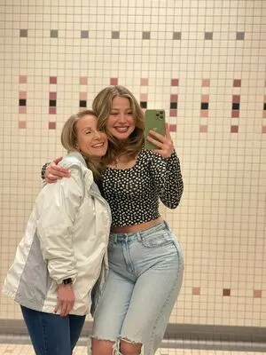 Yummy Emmy OnlyFans Leaked Free Thumbnail Picture - #Vym2VgMPbg