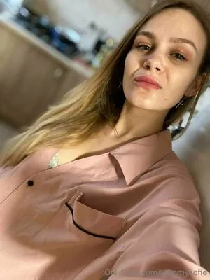 Yummysofie OnlyFans Leaked Free Thumbnail Picture - #4TVzmgnjE2