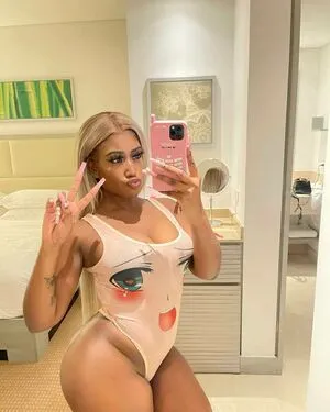 Yungnena OnlyFans Leaked Free Thumbnail Picture - #ImD11XjVft