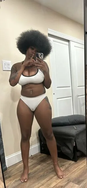 Yunique OnlyFans Leaked Free Thumbnail Picture - #1s9JAw6oi8
