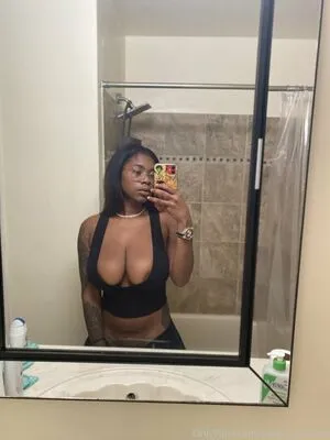 Yunique OnlyFans Leaked Free Thumbnail Picture - #4fRdt1amUk