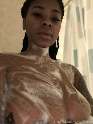 Yunique OnlyFans Leaked Free Thumbnail Picture - #xFcL2d6BBI