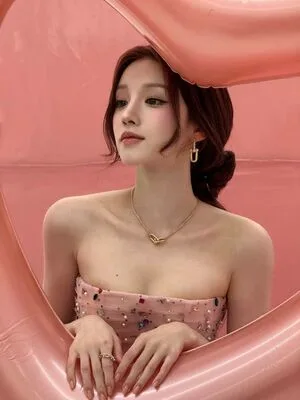 Yuqi OnlyFans Leaked Free Thumbnail Picture - #5GiN7K47HP