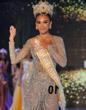 Yuri J Rey OnlyFans Leaked Free Thumbnail Picture - #R1Q9X9r54j