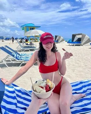 Yvette Segan OnlyFans Leaked Free Thumbnail Picture - #mRV1XO3hau