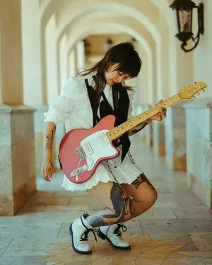 Yvette Young OnlyFans Leaked Free Thumbnail Picture - #7FzlZVqt2i