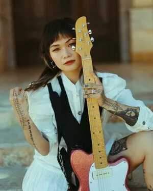 Yvette Young OnlyFans Leaked Free Thumbnail Picture - #8qwWCINqfg