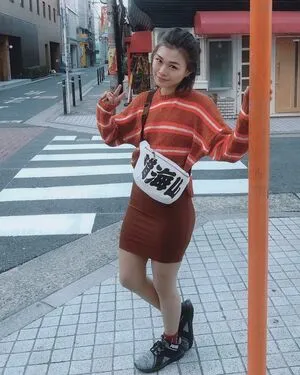 Yvette Young OnlyFans Leaked Free Thumbnail Picture - #GtLmV91TVj