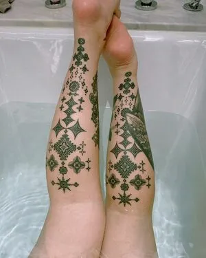 Yvette Young OnlyFans Leaked Free Thumbnail Picture - #UtRXFeHH26