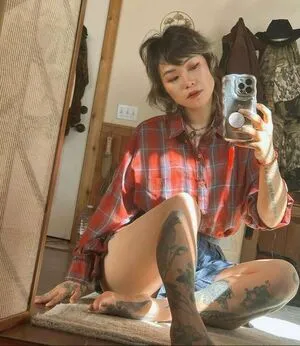 Yvette Young OnlyFans Leaked Free Thumbnail Picture - #wr9qq61FFq