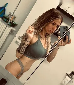 Yvii93 OnlyFans Leaked Free Thumbnail Picture - #yXRKIcxh55