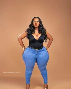 Yvonne Delali OnlyFans Leaked Free Thumbnail Picture - #lT1MIPTKol