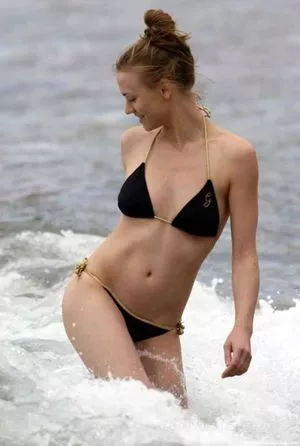 Yvonne Strahovski OnlyFans Leaked Free Thumbnail Picture - #CVC0RJ7IEl