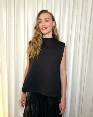 Yvonne Strahovski OnlyFans Leaked Free Thumbnail Picture - #lAnIHt8VSL