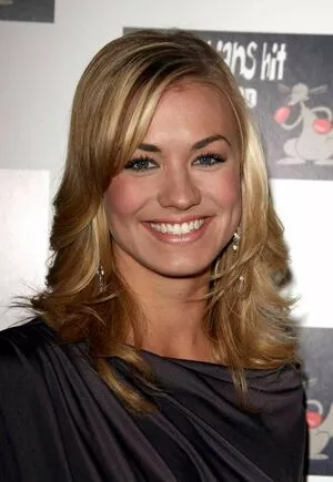 Yvonne Strahovski OnlyFans Leaked Free Thumbnail Picture - #minYNOdoCT