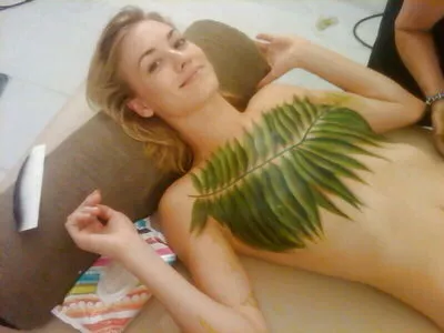 Yvonne Strahovski OnlyFans Leaked Free Thumbnail Picture - #p3Y6ZYFIan