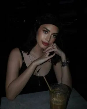 Yvonnearesu OnlyFans Leaked Free Thumbnail Picture - #6xfe0V3eDz