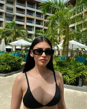 Yvonnearesu OnlyFans Leaked Free Thumbnail Picture - #HUkMCNmCZ1