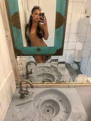 Yzabeya OnlyFans Leaked Free Thumbnail Picture - #8b0ncOhkM2
