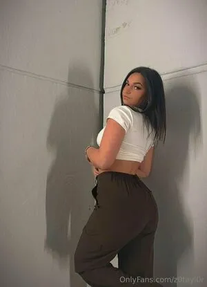 Z0tayl0r OnlyFans Leaked Free Thumbnail Picture - #KeXWWXyUb3