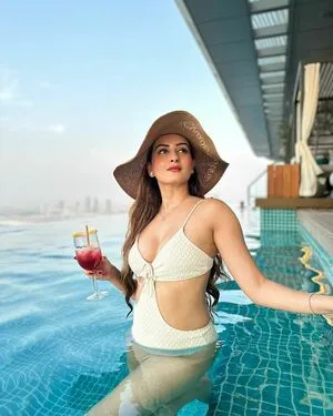 Zaara Yesmin OnlyFans Leaked Free Thumbnail Picture - #s14iSVzaWN