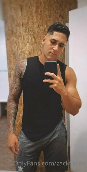 Zackfitone OnlyFans Leaked Free Thumbnail Picture - #1R4hD6e3yh