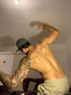 Zackfitone OnlyFans Leaked Free Thumbnail Picture - #g8yLiW9a8X