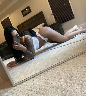 Zahra Schreiber OnlyFans Leaked Free Thumbnail Picture - #U8KH1uD07f