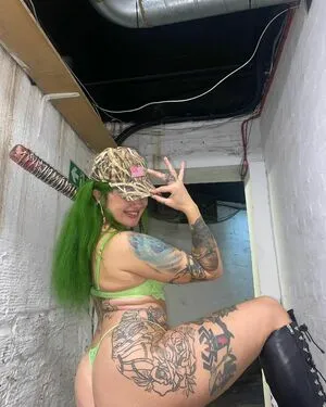 Zand OnlyFans Leaked Free Thumbnail Picture - #EpKf8lAAY1