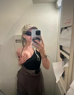 Zaperwave OnlyFans Leaked Free Thumbnail Picture - #ZsMOI9buRQ