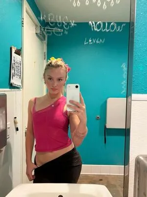 Zara Larsson OnlyFans Leaked Free Thumbnail Picture - #1CNLAkGSbV