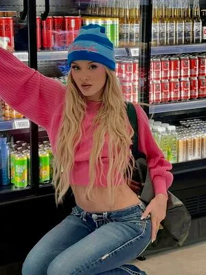 Zara Larsson OnlyFans Leaked Free Thumbnail Picture - #39nOSY1Gya